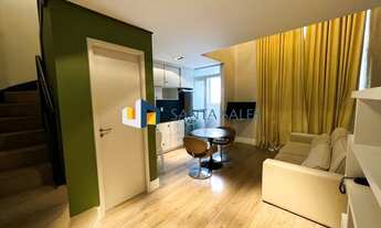 Imagem 3: Duplex amplo e arejado. Conceito aberto no andar alto, sala tem pé direito duplo Vila Mari