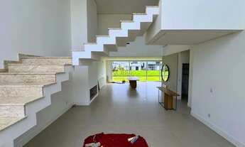 Imagem 2: Casa pronta com 4 Suítes Sofisticação e Conforto