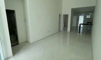 Imagem: Casa com três quartos sendo dois suítes