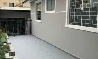 Imagem 5: Casa para Locação em Curitiba, Água Verde, 3 dormitórios, 1 banheiro, 4 vagas