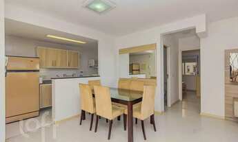 Imagem 6: Imóvel para venda possui 68 metros quadrados com 2 quartos em Vila Ipiranga - Porto Alegre