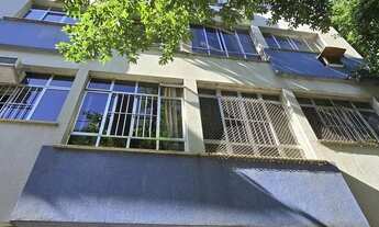 Imagem: Amplo apartamento com 2 quartos e vaga de