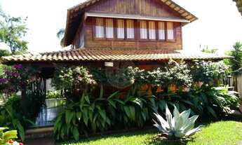 Imagem: Chácara com 6 Quartos sendo 2 Suítes para