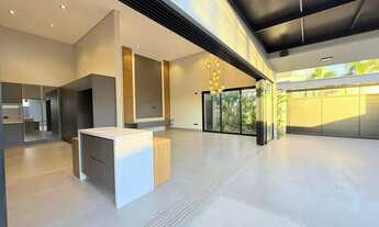 Imagem 6: Casa em Condomínio para Venda em Presidente Prudente, Parque Residencial Damha III, 4 dorm