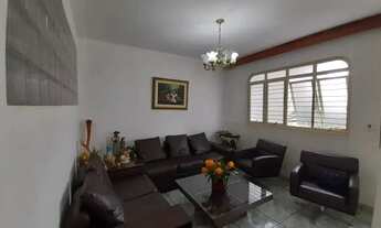 Imagem 3: Sobrado para venda possui 264 metros quadrados com 4 quartos em Setor Leste Vila Nova - Go