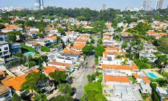 Imagem 3: Casa para venda em Pacaembu com 3 quartos, sendo 1 suíte , 384m²