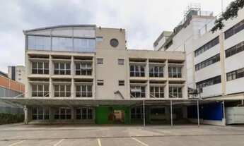 Imagem 3: Imóvel para aluguel e venda possui 3292 metros quadrados