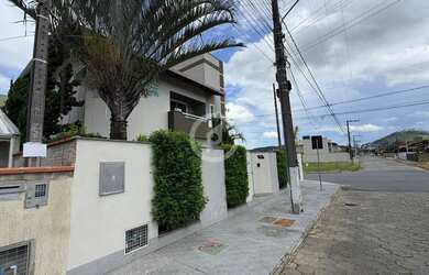 Imagem 2: Casa Sobrado de Esquina