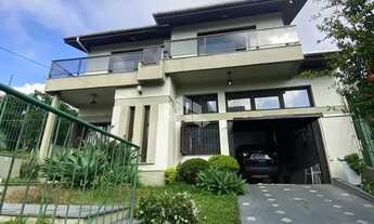 Imagem: Casa à venda com 3 dormitórios, sendo