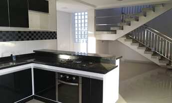 Imagem 4: Casa de Alto Padrão em Caetité com 4 Suítes