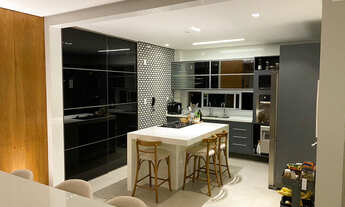 Imagem 2: Todo reformado // OURO VERDE // 2 suítes