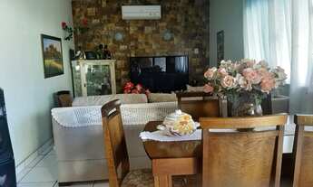 Imagem 6: Maravilhosa casa no Condomínio Nova Valqueire junto à Praça Saiqui