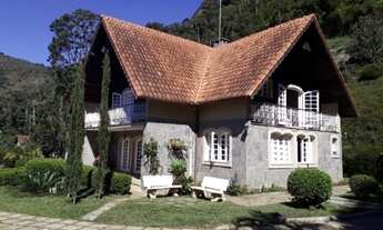 Imagem: Linda casa toda reformada no estilo europeu