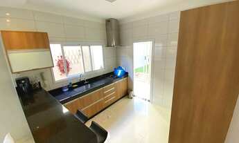 Imagem 5: Linda Casa Térrea em Condomínio no bairro Jardim Holanda