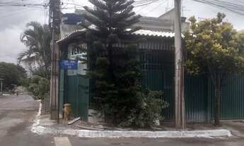 Imagem 5: A venda linda casa na qr 206 Samambaia 5 quartos terraço esquina