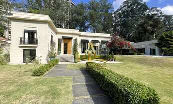 Imagem 2: Luxuosa Mansão para Locação no Residencial Alphaville 1 - Confira!