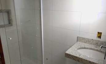 Imagem 5: Casa com 3quartos a poucos metros daCâmara Municipal na primeira quadra da Rodovia em Rio