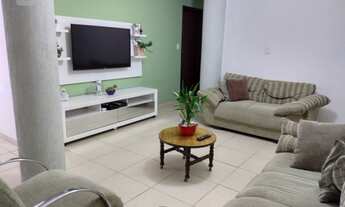 Imagem 3: Residência totalmente plana com 04 dormitórios, 02 salas, ampla área de festas com churras