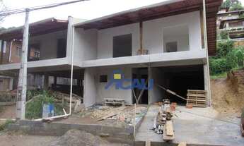 Imagem: Sobrado em construção próximo da Vila