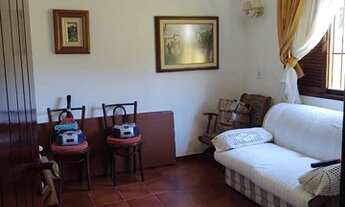 Imagem 5: Maravilhosa casa linear independente com quintal e 3 quartos, bem no Centro de Rio das Ost