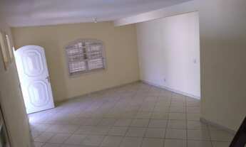 Imagem 3: Sobrado para aluguel e venda tem 300 metros quadrados com 4 quartos em Centro - Maricá - R