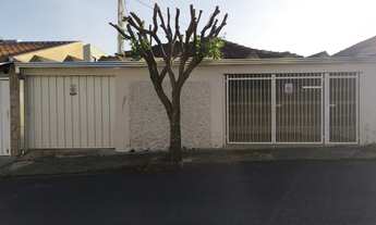 Imagem 2: ALUGA-SE I CASA Casa com 3 dormitórios