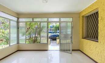 Imagem 2: Casa para Venda - 400m², 5 dormitórios, sendo 1 suites, 3 vagas - Vila Assunção