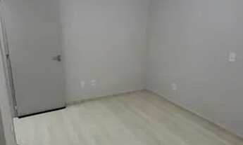 Imagem 2: Quarto em casa Quarto com aluguel por R$1.300 /mês