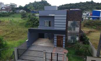 Imagem: Sobrado no Bairro Glória em Joinville SC