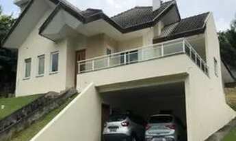 Imagem 2: Apartamento para aluguel tem 340 metros quadrados com 5 quartos