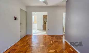 Imagem 2: Apartamento com 2 dormitórios, 1 banheiro no Bairro Petrópolis