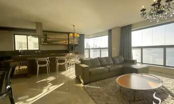 Imagem 2: 4 suites em frente ao mar da Barra Sul