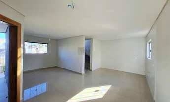 Imagem 2: Sobrado com 3 dormitórios à venda com 160m² por R$ 750.000,00 no bairro Atuba - PINHAIS