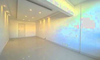 Imagem 5: Reformado apartamento 2 quartos com vista livre no Leblon