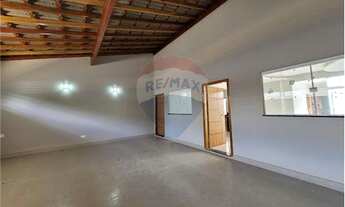 Imagem 3: Casa recém construída com 3 dormitórios e churrasqueira no Água Branca