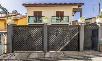 Imagem 2: Sobrado aluguel e venda, 600 m² com 3 suite, rua fechada