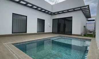 Imagem 2: CASA TERREA FLORAIS DA MATA VARZEA GRANDE- 230M2 I 3 SUITES 1 MASTER I VALOR 2.000.00,00