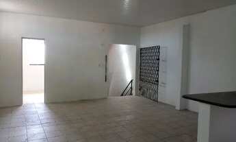 Imagem 5: Casa ampla e bem localizada