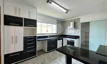 Imagem 5: Casa para alugar em condomínio com 900 m², 6 suítes e belíssima área de lazer!