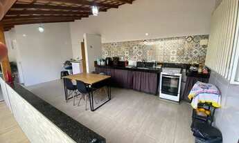 Imagem 7: BR- Linda e espaçosa casa de 2 quartos na região de Porto Canoa - Serra