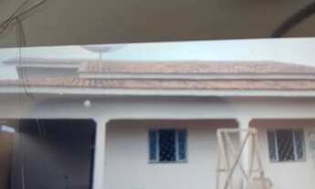 Imagem 2: Vendo uma casa grande e