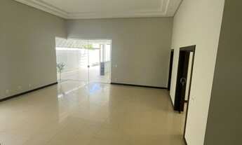 Imagem 4: Casa de condomínio para aluguel tem 320 metros quadrados com 4 quartos