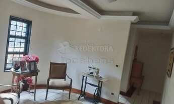 Imagem 2: Casa Sobrado em São José do Rio Preto