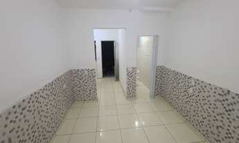 Imagem 3: Alugo casa com 3 cômodos + garagem