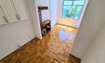 Imagem 5: Ótimo conjugadão. Composto de Salão, podendo ser divido em sala, quarto. Piso t