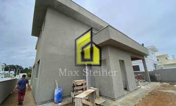 Imagem 2: Casa em condomínio fechado com 3 suites. Aceita financiamento