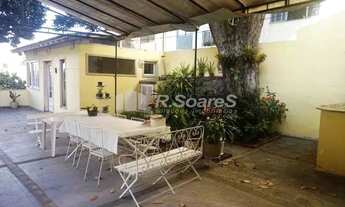 Imagem 4: Casa triplex com vaga, à venda no bairro do Estacio