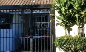 Imagem 2: Sobrado para Venda - 55.1m², 2 dormitórios, 2 vagas - Centro