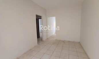 Imagem 4: Casa para alugar, 2 quartos, 1 vaga, Santa Mônica - Uberlândia/MG - R$ 1.400,00