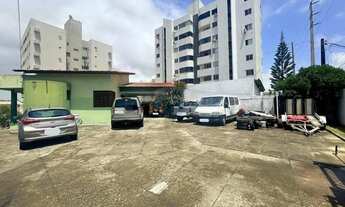 Imagem 4: Casa com 4 suítes Lado Sombra - Terreno com 600m² na Rua Ismael Pereira